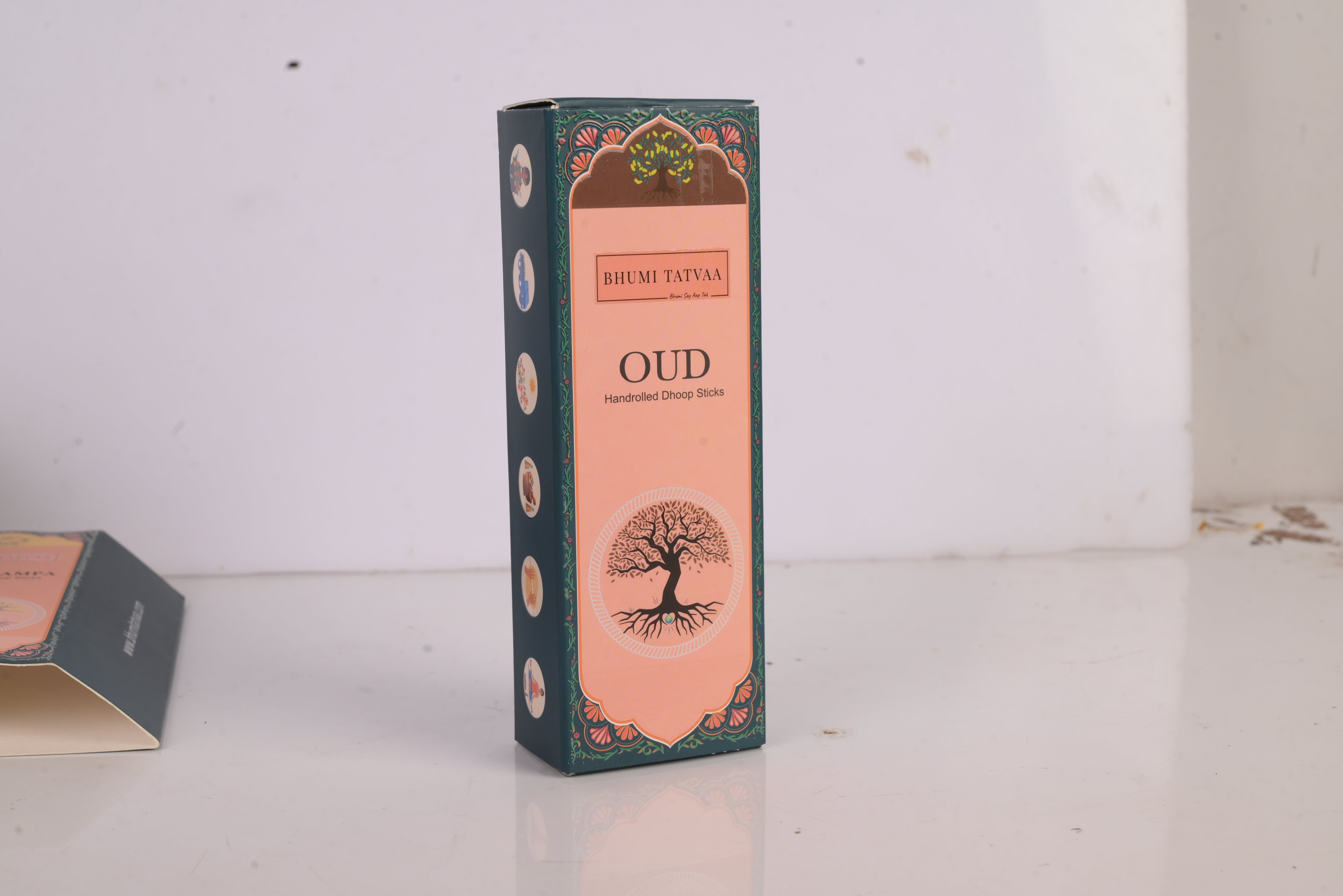 Oud Handrolled Dhoop Sticks