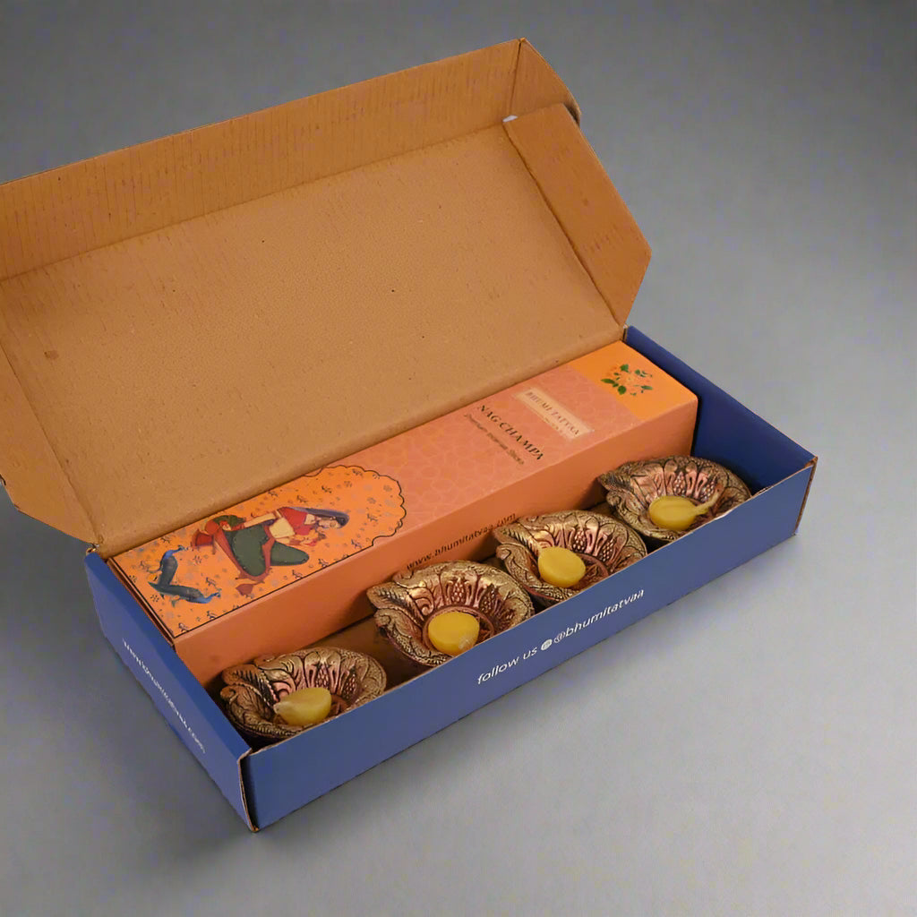 Diwali Radiance Box – Incense Sticks and 4 Terracotta Diyas - XI